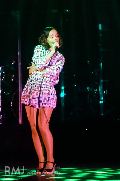 Alizée at W9 VIP LIVE